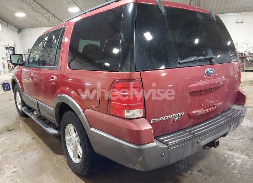 Photo 3 of 2005 Ford Expedition NBX/XLT (VIN 1FMFU16505LA35324)