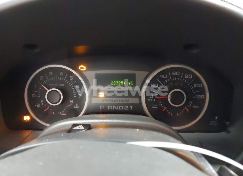 Photo 7 of 2005 Ford Expedition NBX/XLT (VIN 1FMFU16505LA35324)