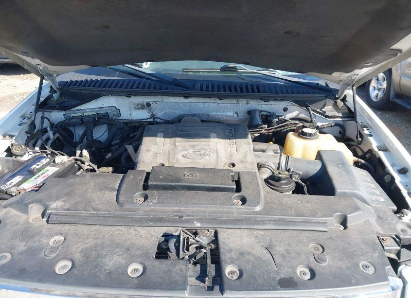 Photo 10 of 2007 Ford Expedition XLT (VIN 1FMFU16507LA67743)