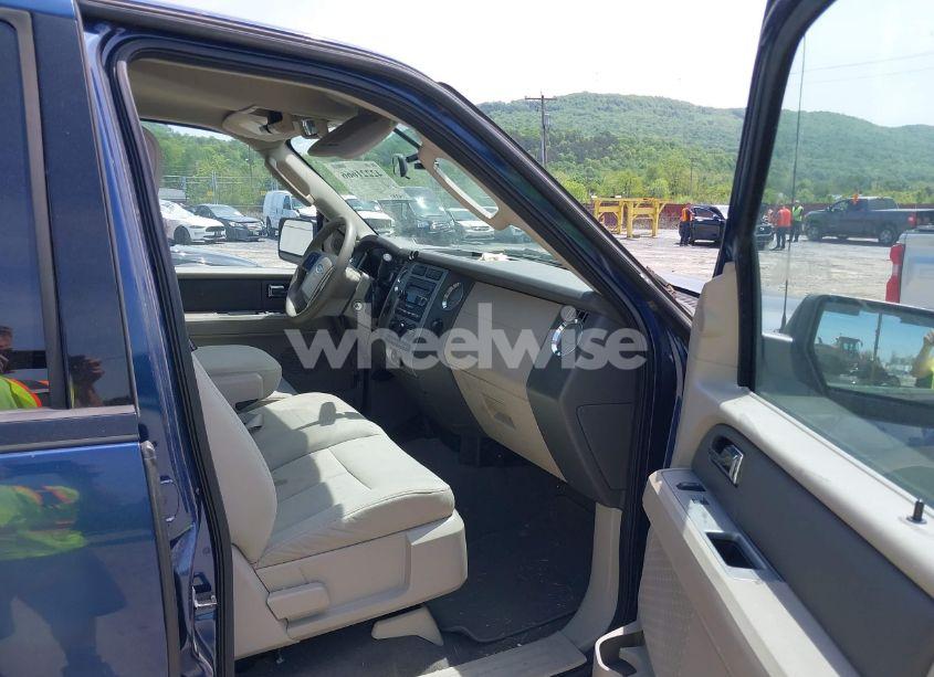 Photo 5 of 2007 Ford Expedition XLT (VIN 1FMFU16507LA90956)