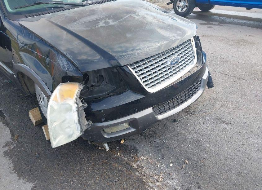 Photo 13 of 2005 Ford Expedition NBX/XLT (VIN 1FMFU16515LA62998)