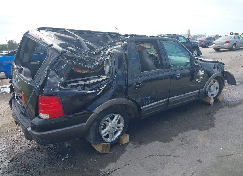 Photo 4 of 2005 Ford Expedition NBX/XLT (VIN 1FMFU16515LA62998)