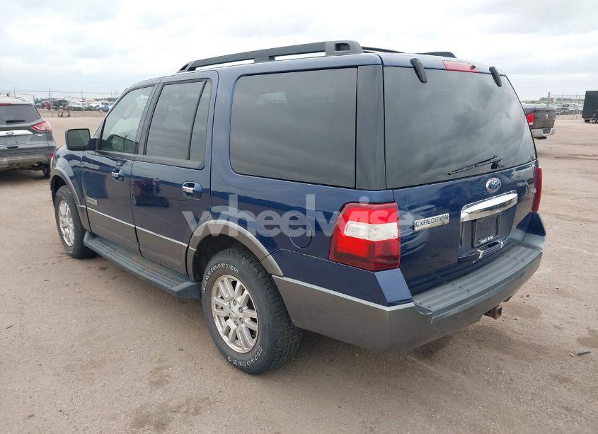 Photo 3 of 2007 Ford Expedition XLT (VIN 1FMFU16527LA88979)