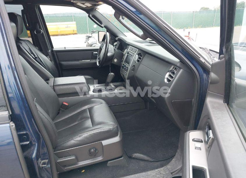 Photo 5 of 2007 Ford Expedition XLT (VIN 1FMFU16527LA88979)