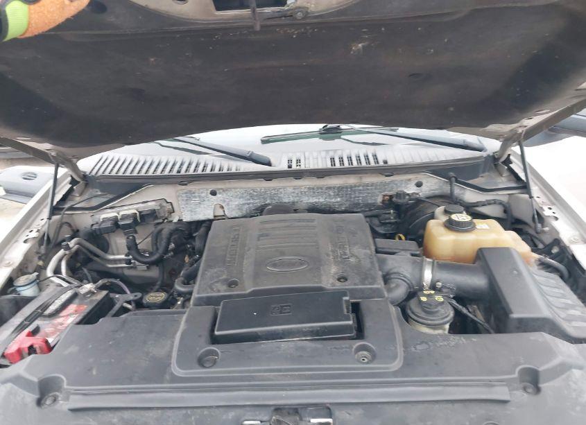 Photo 10 of 2007 Ford Expedition XLT (VIN 1FMFU16537LA87940)