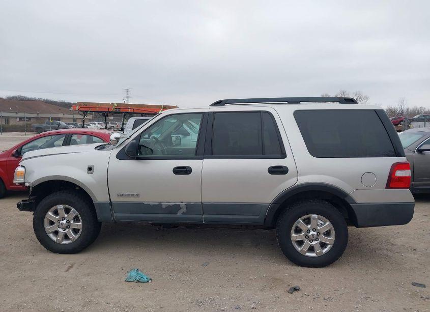 Photo 15 of 2007 Ford Expedition XLT (VIN 1FMFU16537LA87940)