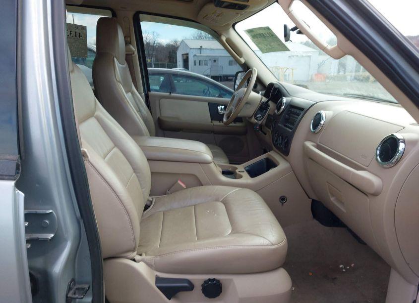 Photo 5 of 2006 Ford Expedition XLT/XLT SPORT (VIN 1FMFU16546LA40978)