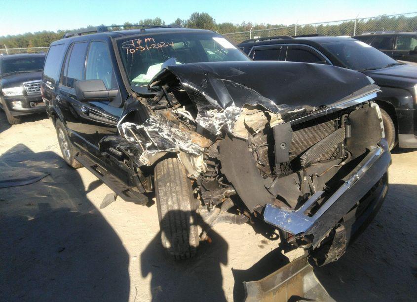 2008 Ford Expedition XLT (VIN 1FMFU16548LA27473) main photo