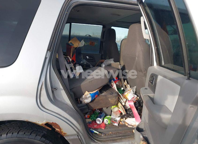 Photo 8 of 2006 Ford Expedition XLT/XLT SPORT (VIN 1FMFU16566LA27388)