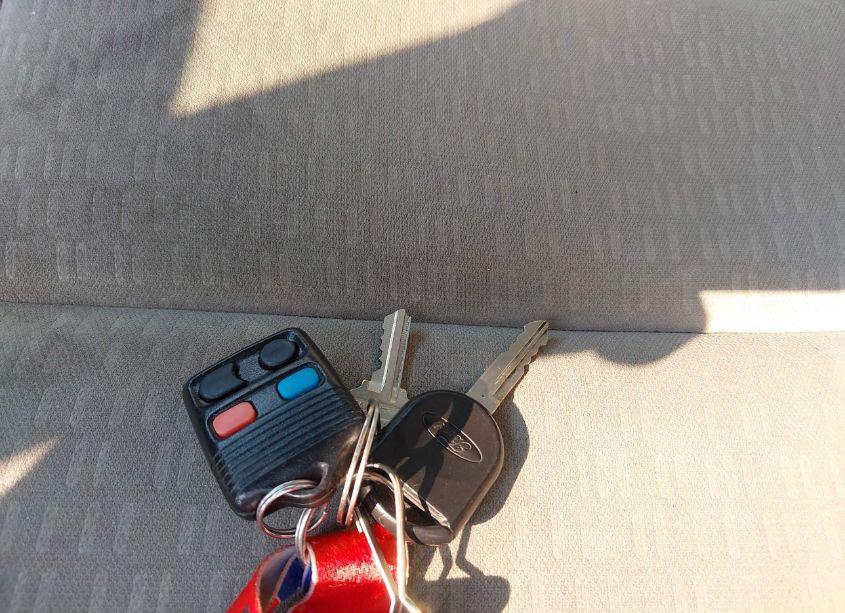 Photo 11 of 2007 Ford Expedition XLT (VIN 1FMFU16567LA01407)