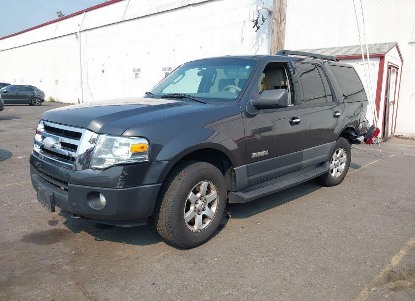 Photo 2 of 2007 Ford Expedition XLT (VIN 1FMFU16567LA01407)