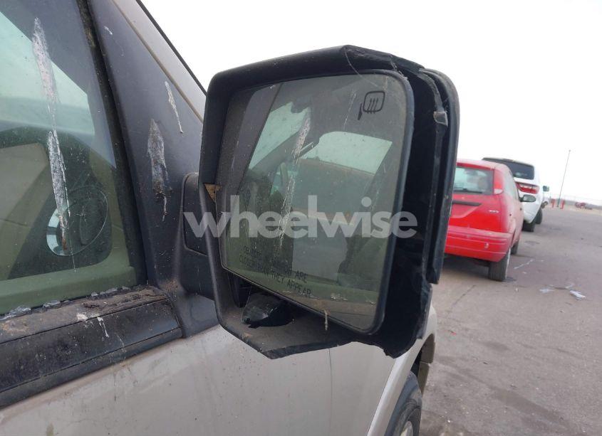 Photo 5 of 2008 Ford Expedition XLT (VIN 1FMFU16578LA42937)