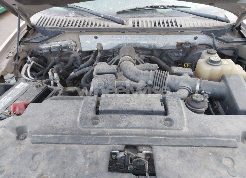 Photo 9 of 2008 Ford Expedition XLT (VIN 1FMFU16578LA42937)