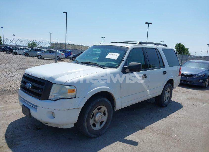 Photo 2 of 2009 Ford Expedition XLT (VIN 1FMFU16579EA86202)