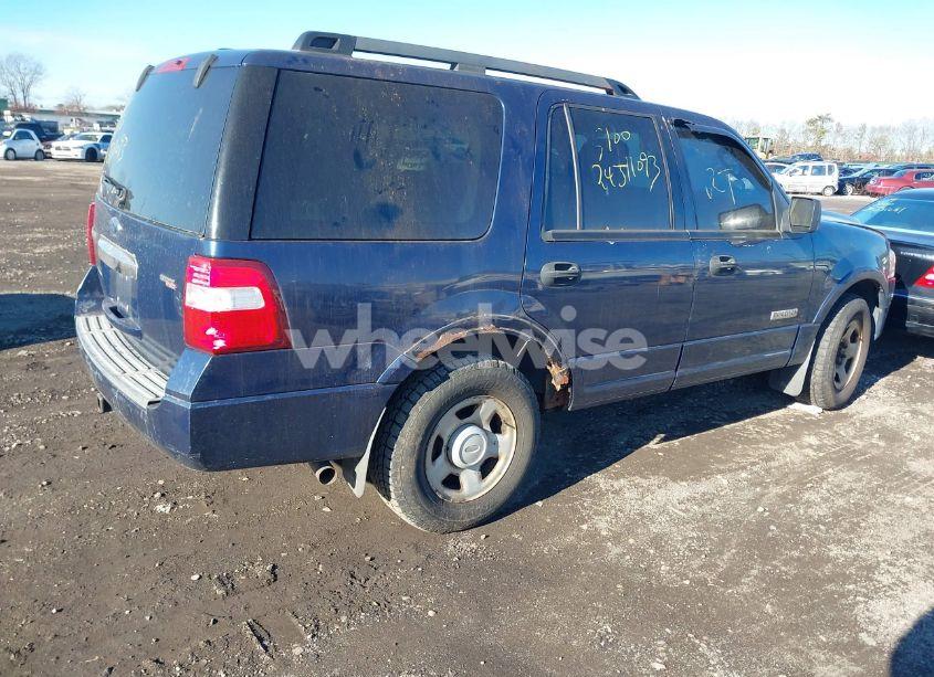 Photo 4 of 2008 Ford Expedition XLT (VIN 1FMFU16588LA39920)