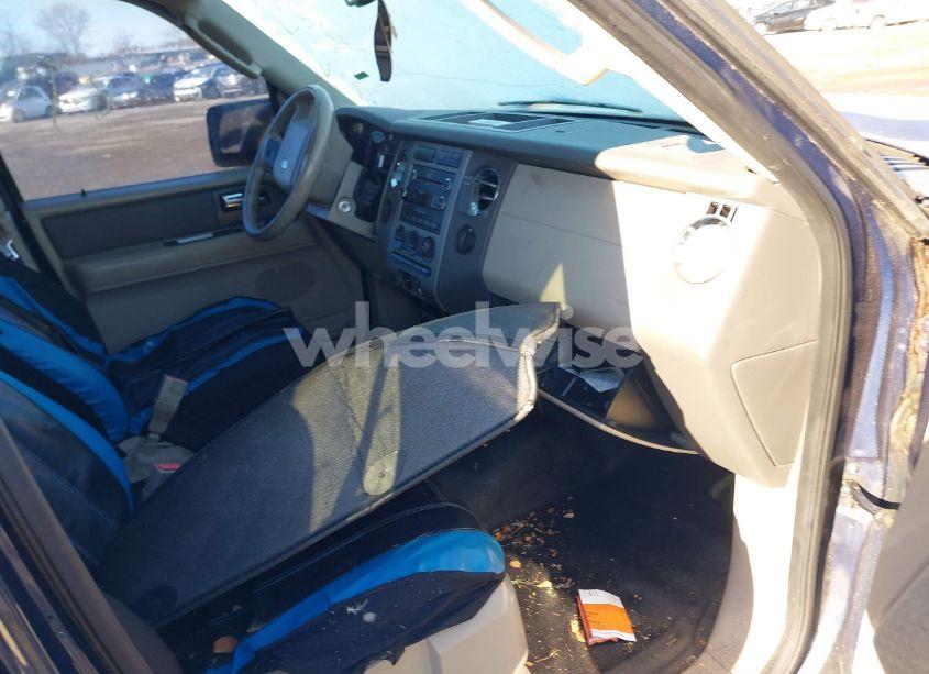 Photo 5 of 2008 Ford Expedition XLT (VIN 1FMFU16588LA39920)