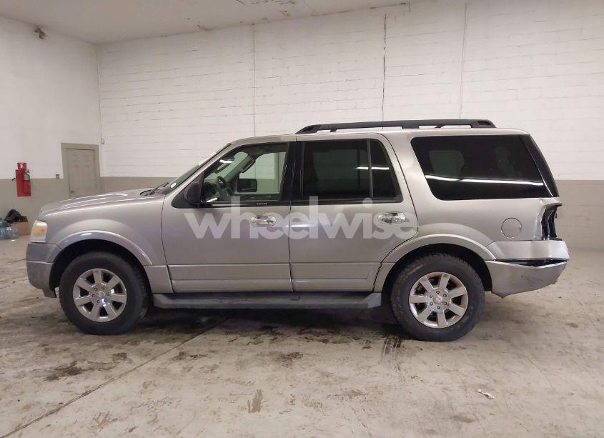 Photo 14 of 2009 Ford Expedition XLT (VIN 1FMFU16589LA00472)