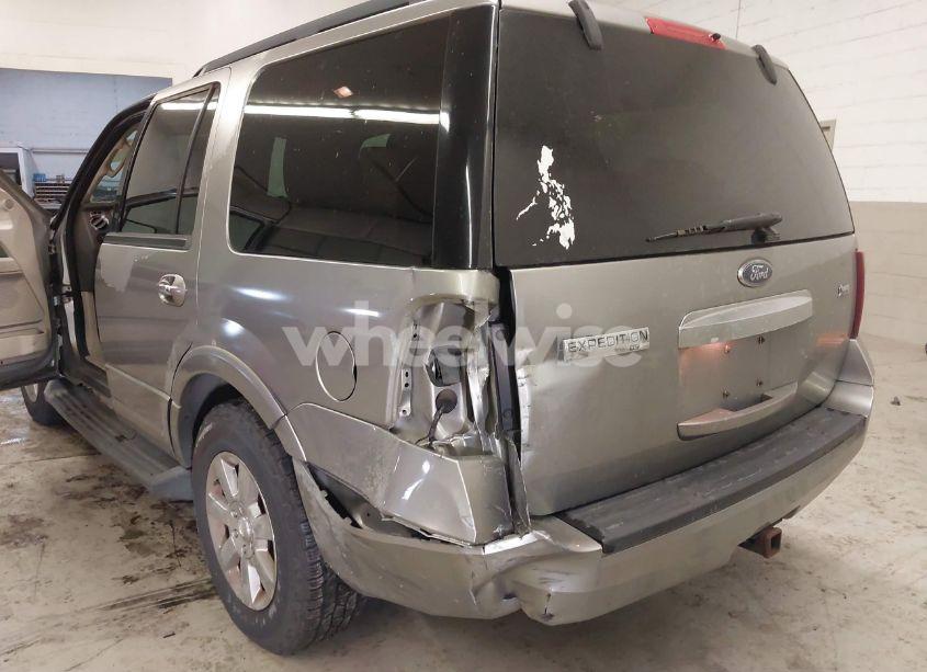 Photo 6 of 2009 Ford Expedition XLT (VIN 1FMFU16589LA00472)