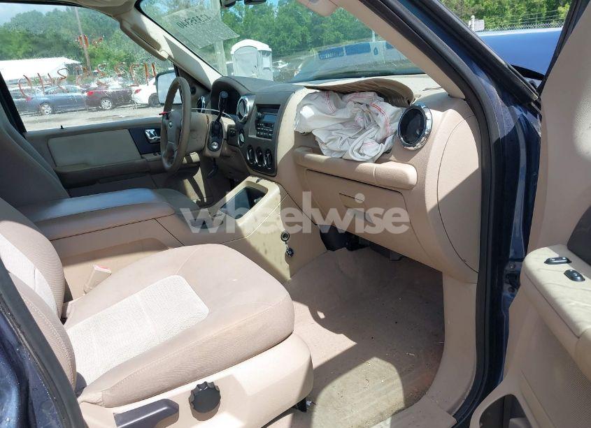 Photo 5 of 2006 Ford Expedition XLT/XLT SPORT (VIN 1FMFU16596LA85320)