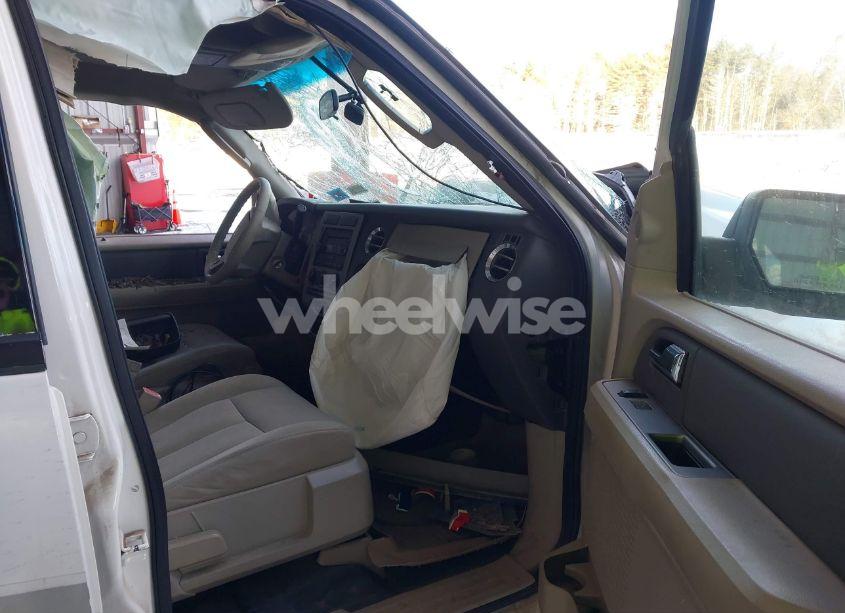 Photo 5 of 2007 Ford Expedition XLT (VIN 1FMFU165X7LA68026)