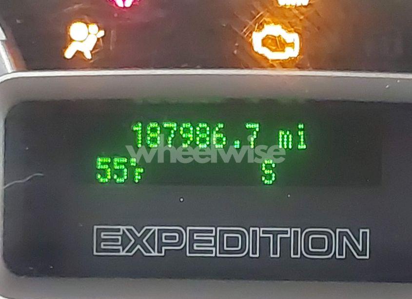 Photo 16 of 2008 Ford Expedition XLT (VIN 1FMFU165X8LA41555)