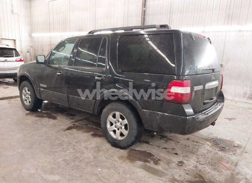 Photo 3 of 2008 Ford Expedition XLT (VIN 1FMFU165X8LA41555)