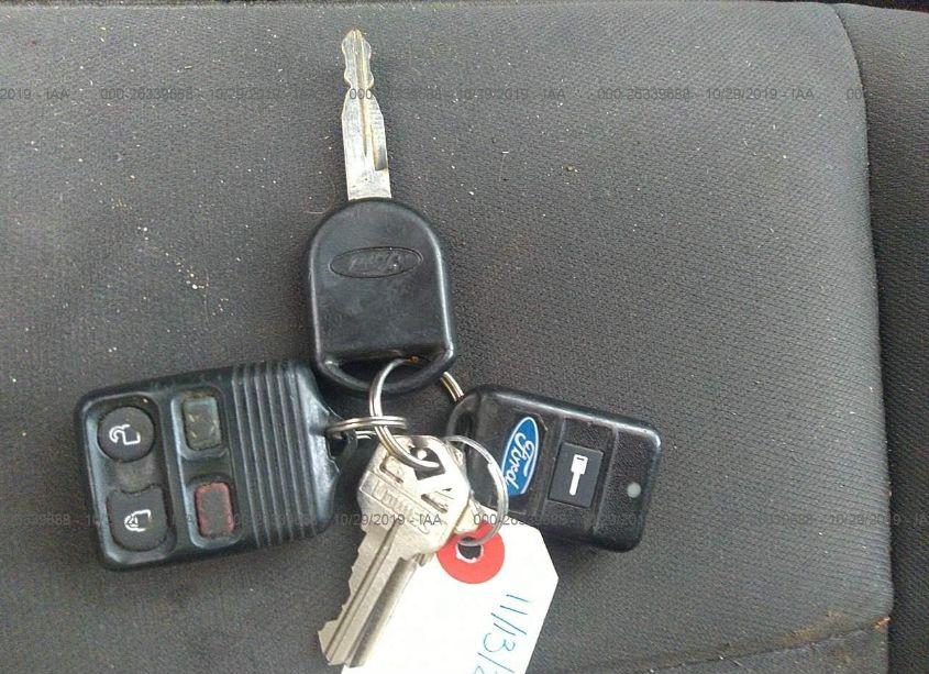 Photo 11 of 2008 Ford Expedition XLT (VIN 1FMFU165X8LA62096)