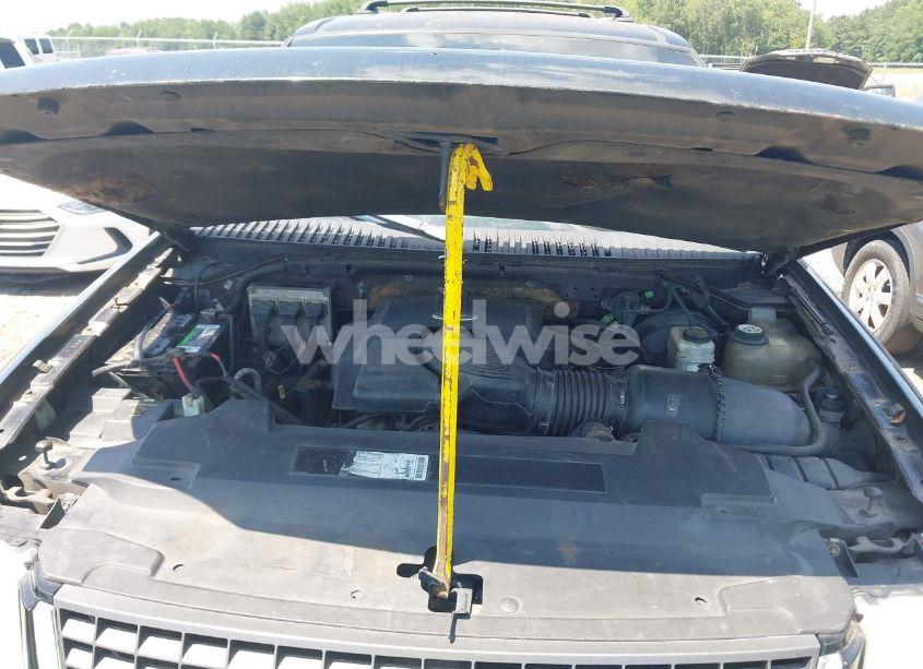 Photo 10 of 2003 Ford Expedition XLT (VIN 1FMFU16L03LB17095)
