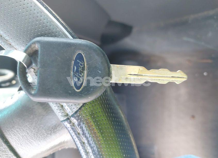 Photo 11 of 2003 Ford Expedition XLT (VIN 1FMFU16L03LB17095)