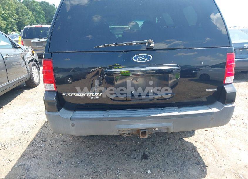 Photo 6 of 2003 Ford Expedition XLT (VIN 1FMFU16L03LB17095)