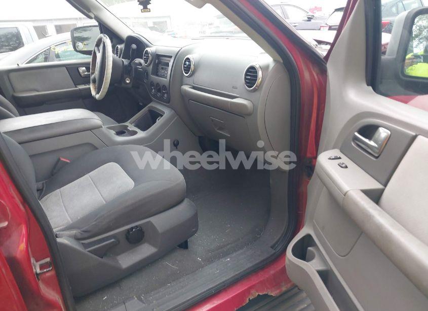 Photo 5 of 2004 Ford Expedition NBX/XLT (VIN 1FMFU16L04LB64483)