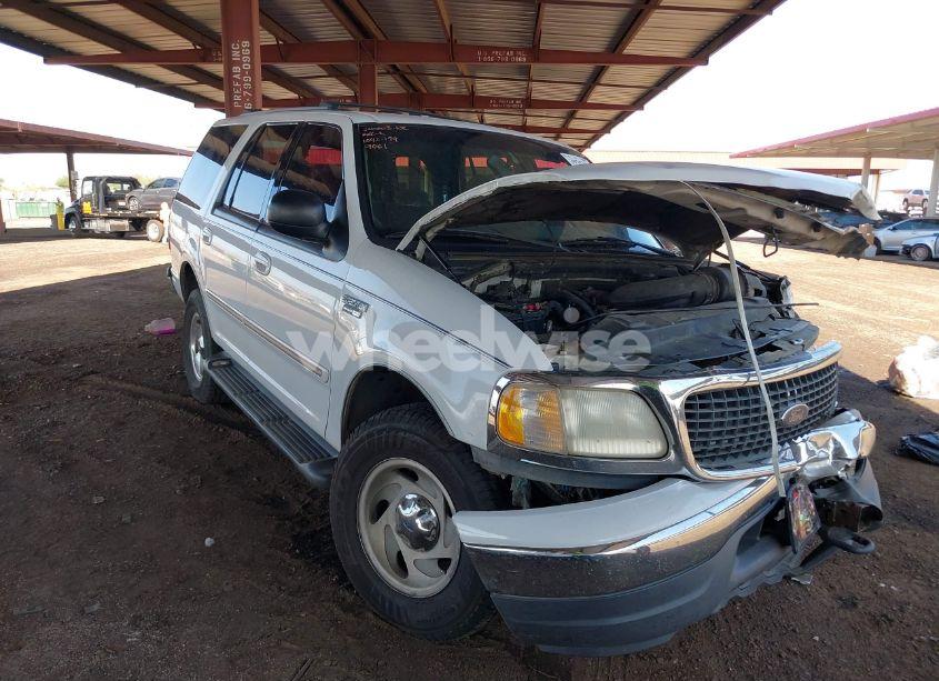 2000 Ford Expedition XLT (VIN 1FMFU16L1YLB49061) main photo