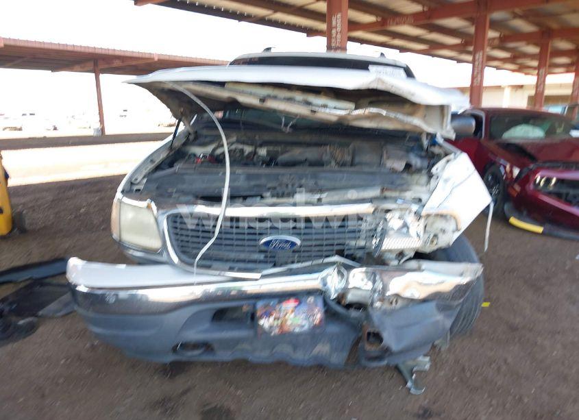 Photo 12 of 2000 Ford Expedition XLT (VIN 1FMFU16L1YLB49061)