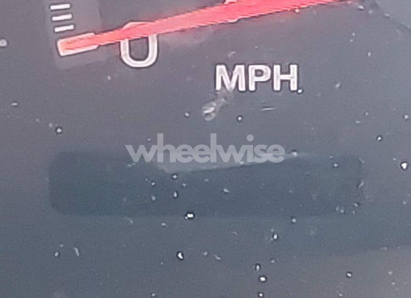 Photo 15 of 2000 Ford Expedition XLT (VIN 1FMFU16L1YLB49061)