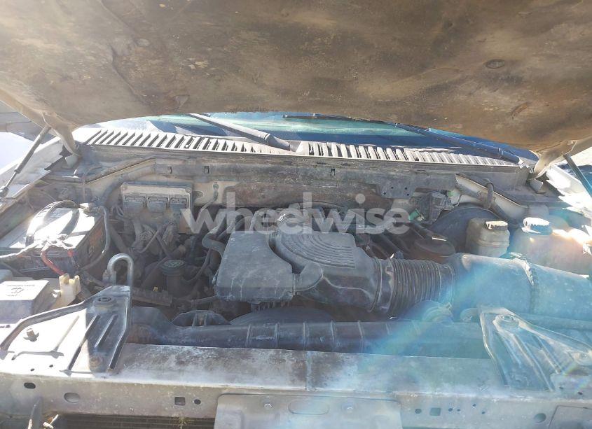 Photo 10 of 2003 Ford Expedition XLT (VIN 1FMFU16L23LB55590)