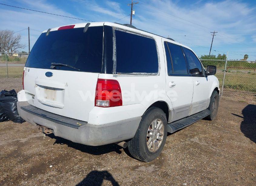 Photo 4 of 2003 Ford Expedition XLT (VIN 1FMFU16L23LB55590)