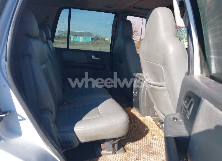 Photo 8 of 2003 Ford Expedition XLT (VIN 1FMFU16L23LB55590)