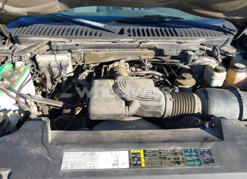 Photo 10 of 2003 Ford Expedition XLT (VIN 1FMFU16L23LC03587)