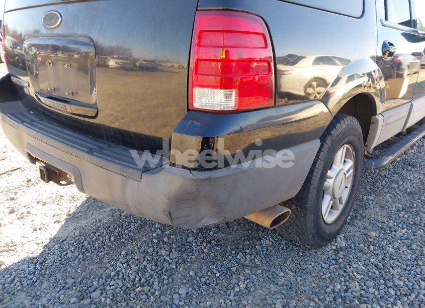 Photo 6 of 2003 Ford Expedition XLT (VIN 1FMFU16L23LC03587)