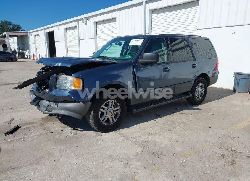 Photo 2 of 2004 Ford Expedition NBX/XLT (VIN 1FMFU16L24LB19187)