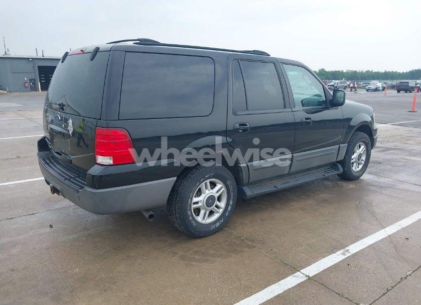 Photo 4 of 2003 Ford Expedition XLT (VIN 1FMFU16L33LA36849)