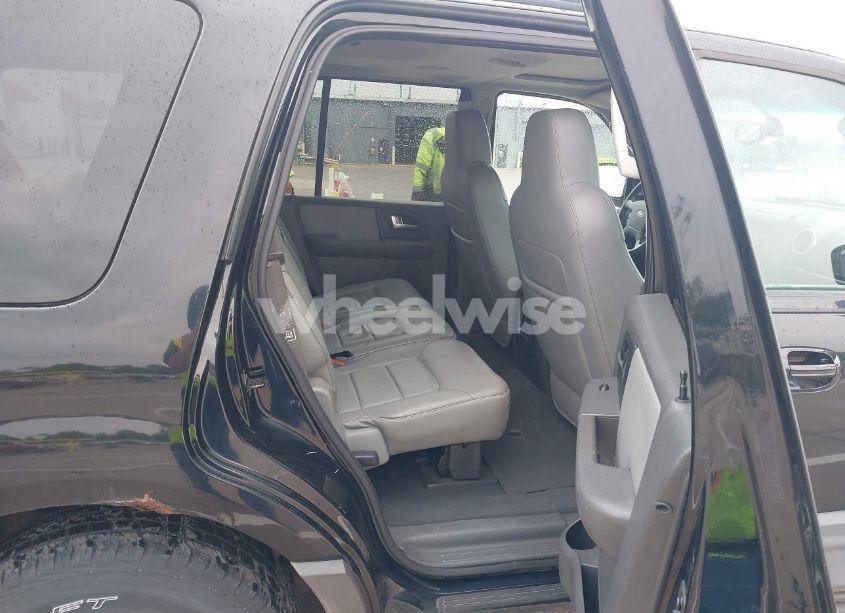 Photo 8 of 2003 Ford Expedition XLT (VIN 1FMFU16L33LA36849)