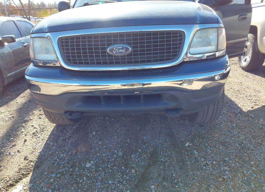 Photo 6 of 2002 Ford Expedition XLT (VIN 1FMFU16L42LA18505)
