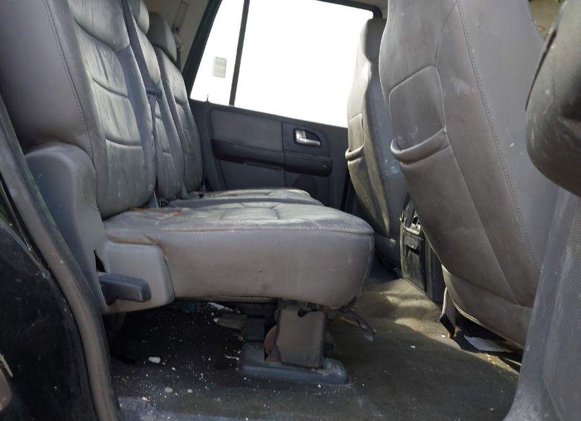 Photo 8 of 2003 Ford Expedition XLT (VIN 1FMFU16L43LA90192)