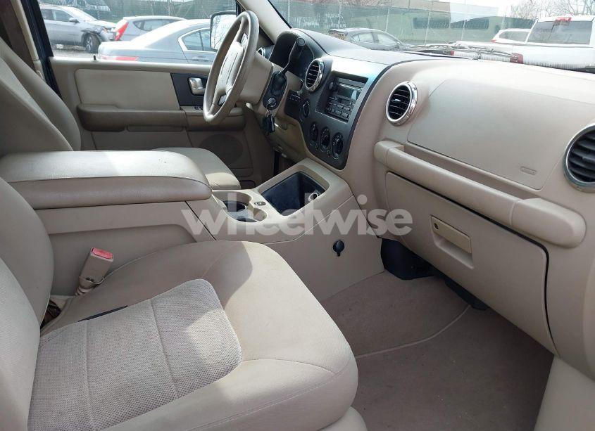 Photo 5 of 2004 Ford Expedition NBX/XLT (VIN 1FMFU16L44LB85496)