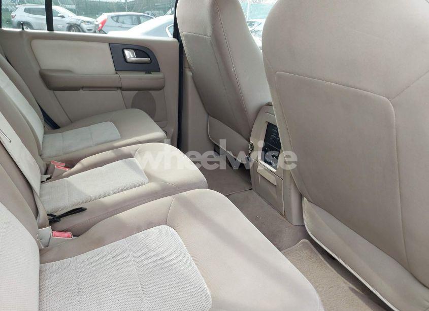 Photo 8 of 2004 Ford Expedition NBX/XLT (VIN 1FMFU16L44LB85496)