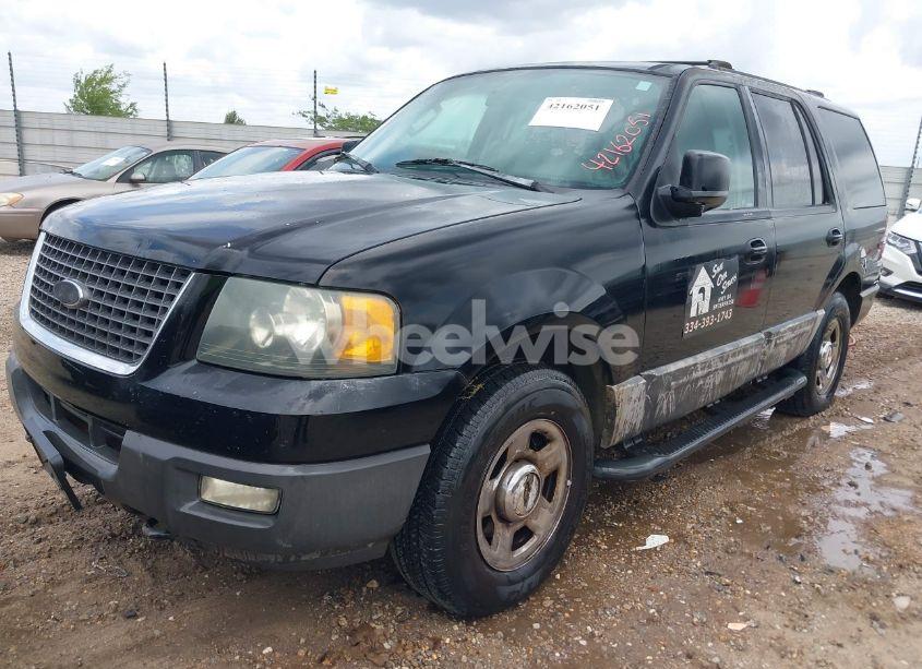 Photo 2 of 2004 Ford Expedition NBX/XLT (VIN 1FMFU16L54LA27801)
