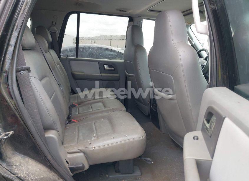 Photo 8 of 2004 Ford Expedition NBX/XLT (VIN 1FMFU16L54LA27801)