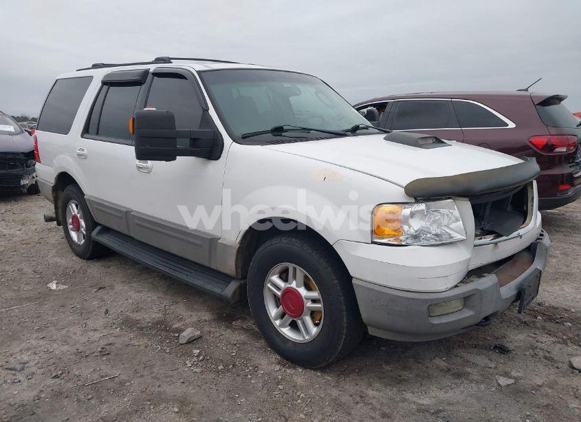 2003 Ford Expedition XLT (VIN 1FMFU16L63LA30060) main photo