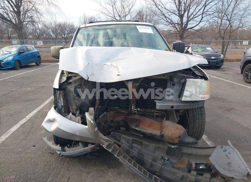 Photo 12 of 2003 Ford Expedition XLT (VIN 1FMFU16L63LC56132)